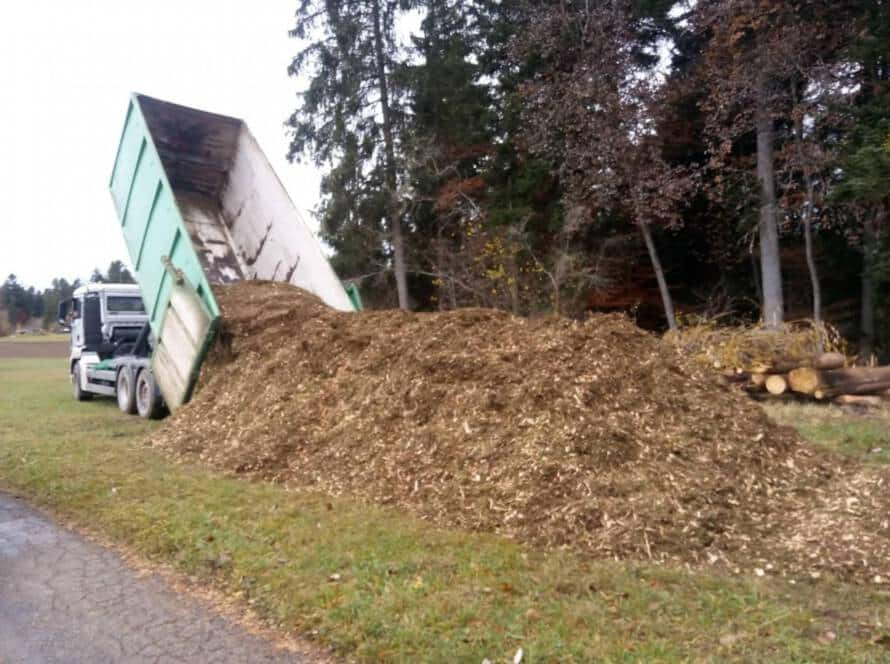 Mulchtransport Wald LKW